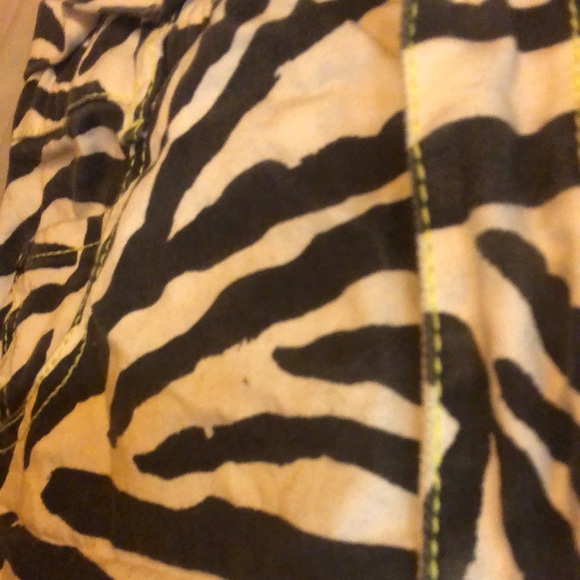 Zebra print, with neon green stitching skirt - Picture 3 of 5